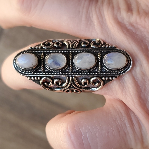 New Rainbow Moonstone 925 Silver Statement Ring. - Picture 8 of 8